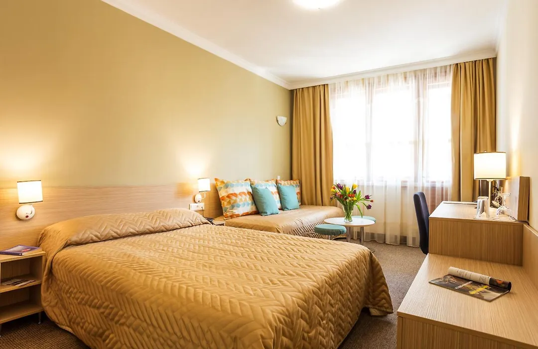 Geneva Hotel-1